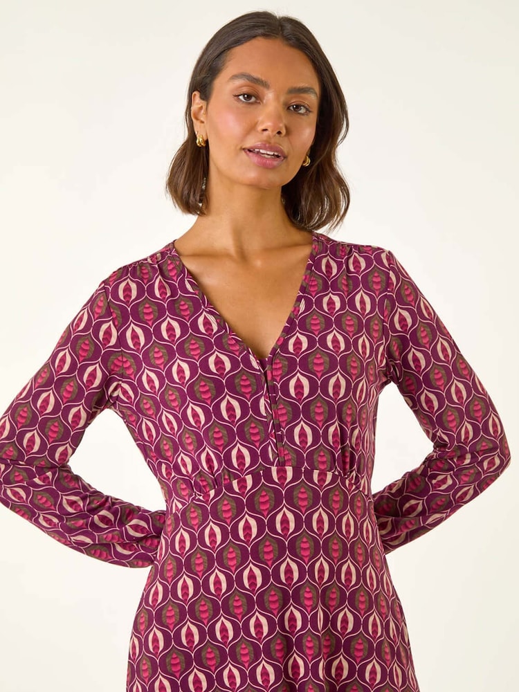 Roman Red Geo Print V-Neck Stretch Midi Dress - Image 2 of 5 Roman Red Geo Print V-Neck Stretch Midi Dress - Image 2 of 5