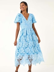 Roman Premium Crochet Lace Midi Dress - Imagem 3 de 5