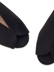 Moda in Pelle Maeva High Vamp Sling Back Sandals - Image 3 of 4