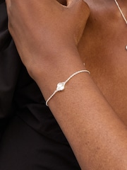 Simply Silver 925 Sterling Silver Polished Diamond Cut Clover Bracelet - Image 3 of 3