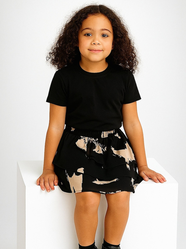 Religion Black Linda Tiered Ruffle Skirt In Leaf Print - Image 2 of 6 Religion Black Linda Tiered Ruffle Skirt In Leaf Print - Image 2 of 6