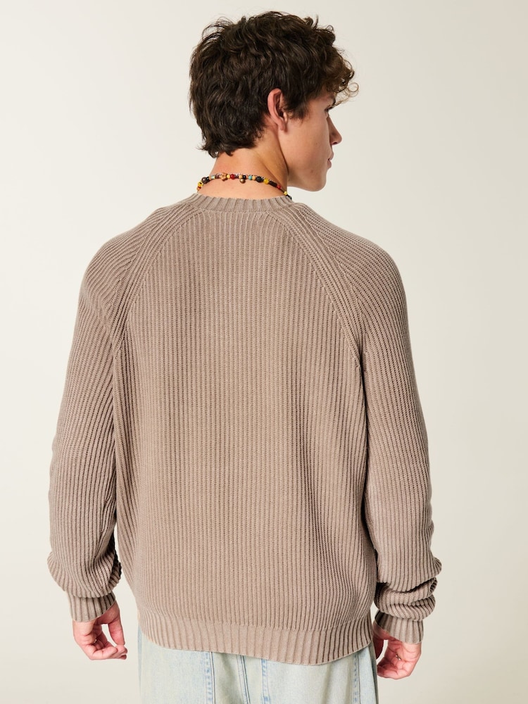 Hollister Boxy Crew Neck Long Sleeve Brown Jumper - Image 2 of 4
