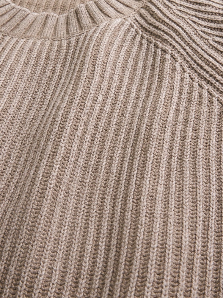 Hollister Boxy Crew Neck Long Sleeve Brown Jumper - Image 4 of 4