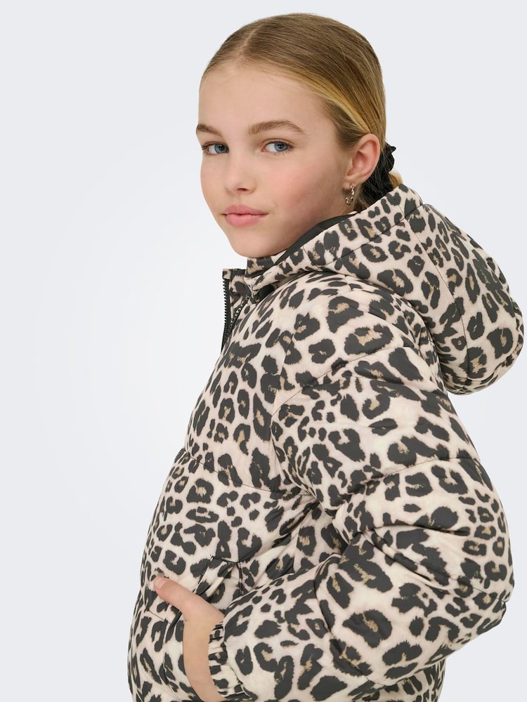 ONLY KIDS Leopard Print Puffer Brown Coat - Image 1 of 4 ONLY KIDS Leopard Print Puffer Brown Coat - Image 1 of 4