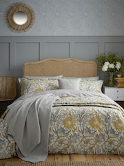 Morris & Co Grey Pink And Rose Cotton Quilted Bedspread - Image 3 of 4