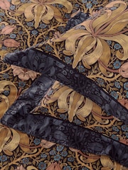 Morris & Co Navy Spring Thicket 220 TC Cotton Duvet Set - Image 6 of 6