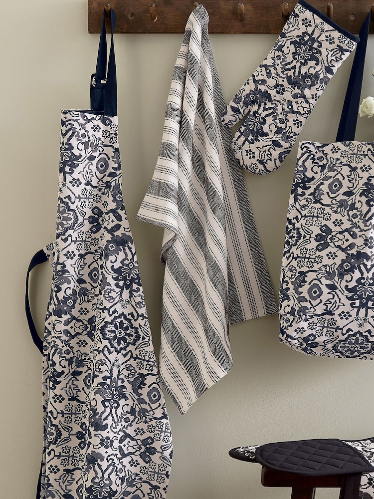 Bedeck of Belfast Set of 2 Charcoal Saja Stripe 100% Cotton Tea Towels - Image 3 of 3