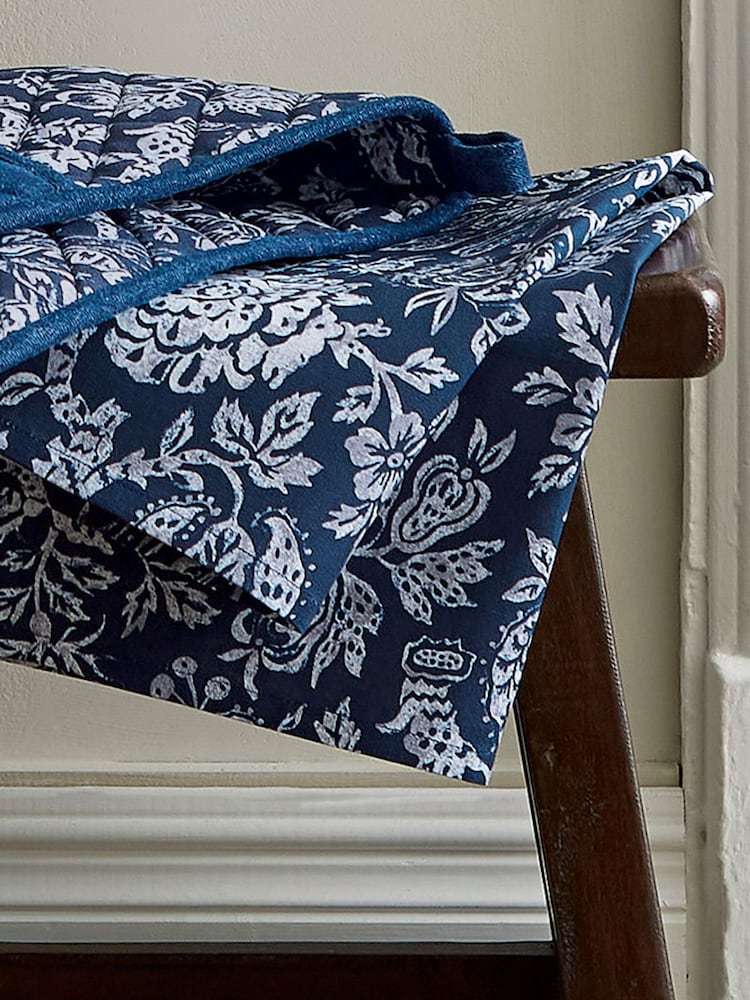 Bedeck of Belfast Set of 2 Midnight Navy Saja Stripe 100% Cotton Tea Towels - Image 1 of 3