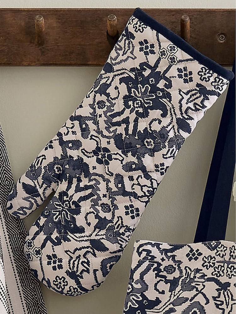 Bedeck of Belfast Charcoal Saja Single Oven Gloves - Image 1 of 3