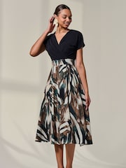 Jolie Moi Short Sleeve Two Tone Midaxi Dress - Bild 6 von 6
