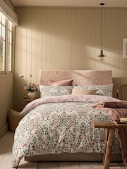 William Morris At Home Set of 2 Brick Pink or Sage Green Rose 220 Thread Count Pillowcases - Image 3 of 6
