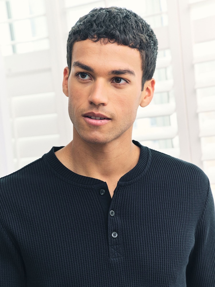 Chelsea Peers Blue Waffle Henley Lounge Top - Navy - Image 5 of 5