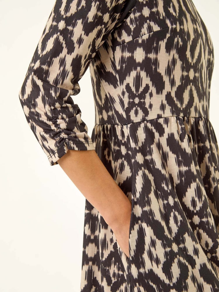 Roman Black Petite Aztec Pocket Midi Dress - Image 5 of 5