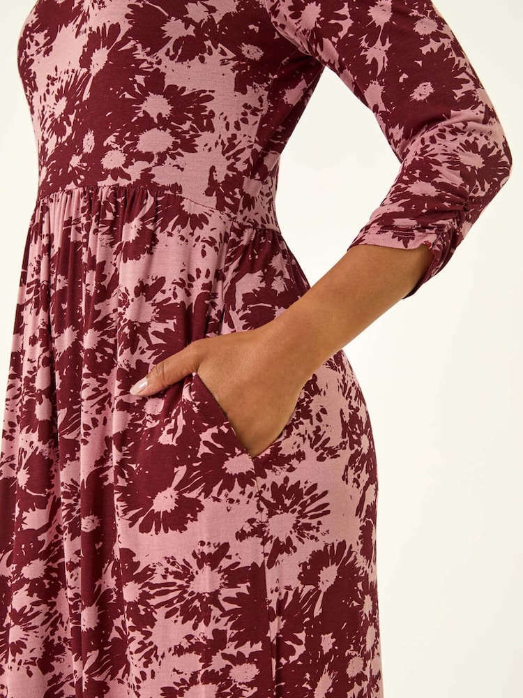 Roman Red Petite Floral Abstract Stretch Midi Dress - Image 5 of 5