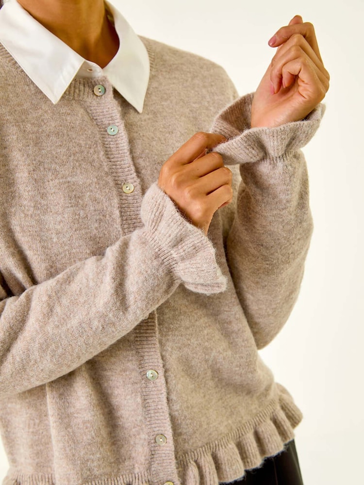 Natural - Roman Petite Flute Hem Buttoned Cardigan - Imagem 2 de 5