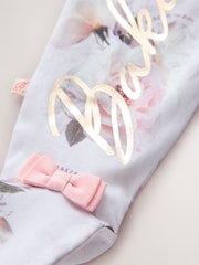 Baker by Ted Baker 2 Pieces Rüschen-Schlafanzug & Bibs-Set - Bild 7 von 8