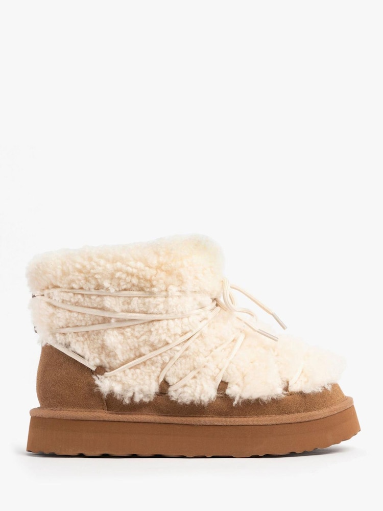Just Sheepskin Ladies Brooke Sheepskin Alpine Snow Brown Boots - Image 2 of 5