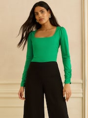 Lys grønn rysje - Love & Roses langermet jerseytopp med firkantet hals - Bilde 1 av 4