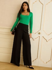 Lys grønn rysje - Love & Roses langermet jerseytopp med firkantet hals - Bilde 3 av 4