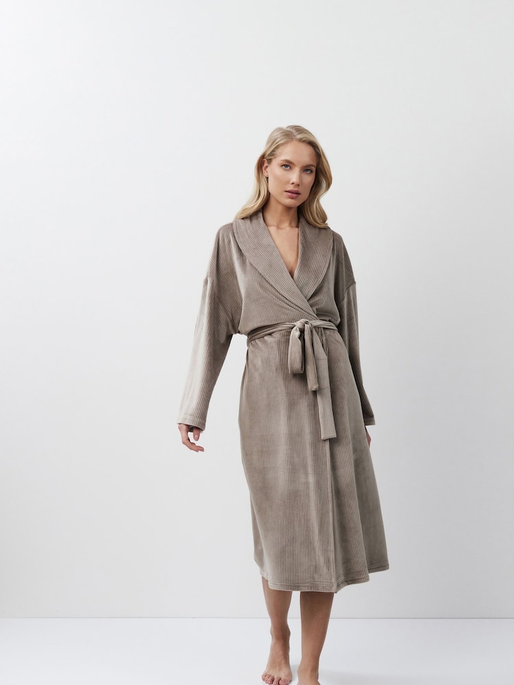Aruelle Brown Capucine Mid length Luxury  Bath Robe With Soft Ribbed Texture - Image 2 of 5