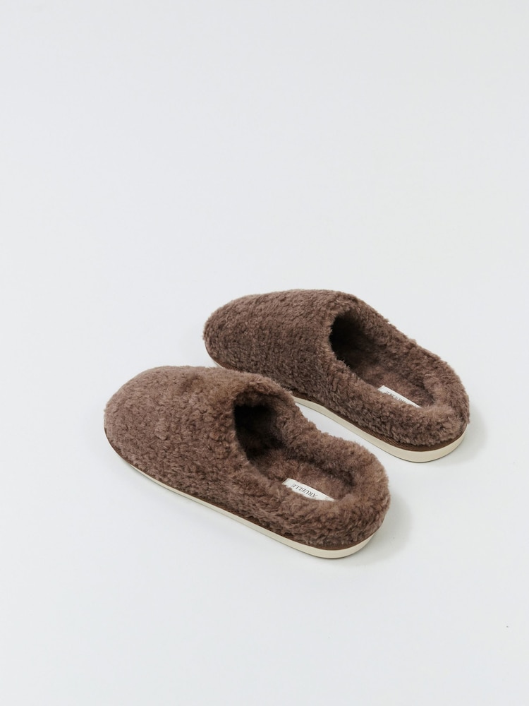 Aruelle Cleo Extra Soft Brown Slippers Crafted From Fluffy Polyester Fabric - Image 2 of 4 Aruelle Cleo Extra Soft Brown Slippers Crafted From Fluffy Polyester Fabric - Image 2 of 4