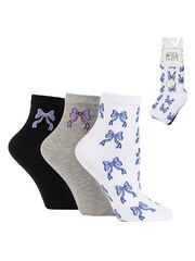 Wild Feet White Cropped Supersoft Ankle Socks 3 Pack - Image 7 of 7