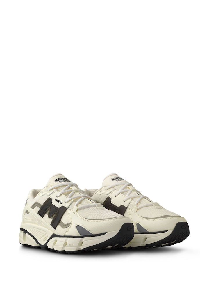Karhu Vanilla Ice/Black Super Fulcrum Trainers - Image 10 of 10