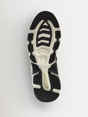 Karhu Vanilla Ice/Black Super Fulcrum Trainers - Image 12 of 12