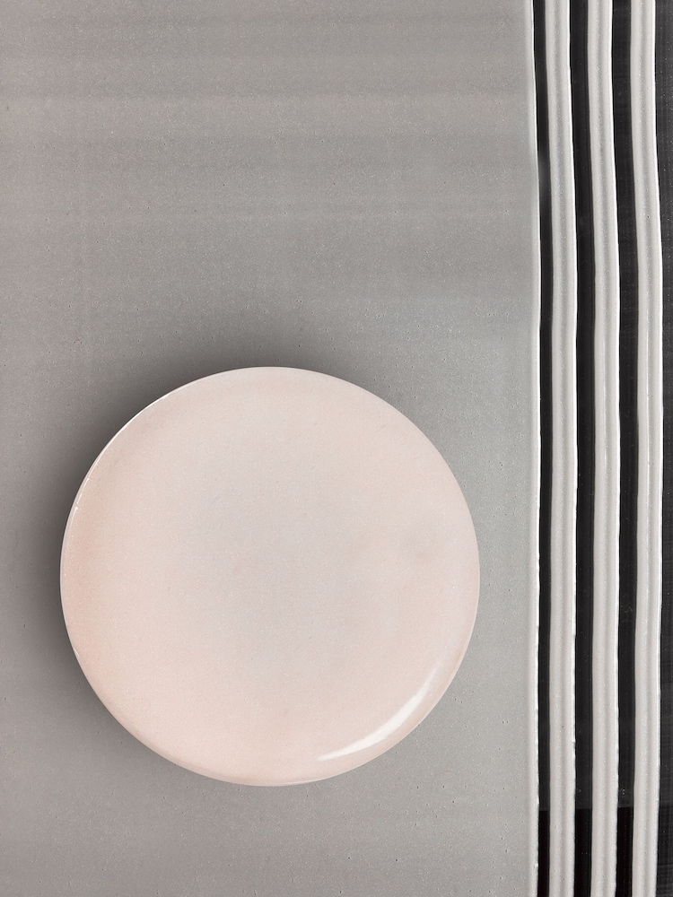 Omorovicza Queen Serum 30ml - Image 2 of 5 Omorovicza Queen Serum 30ml - Image 2 of 5