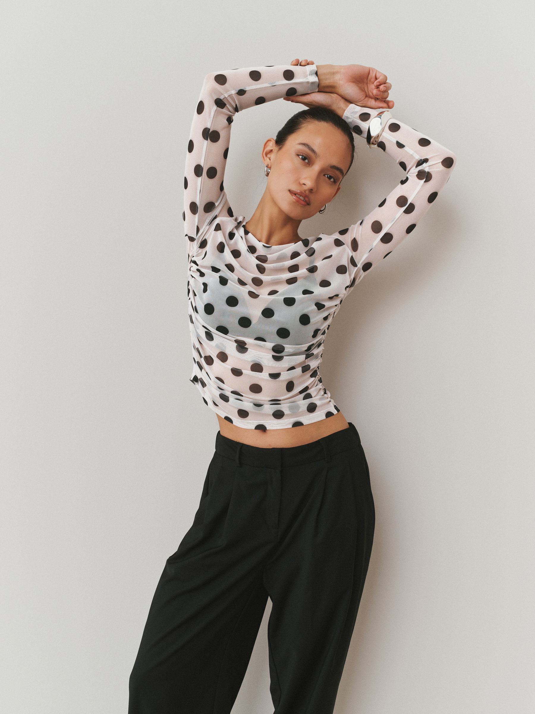 Creme Pissaro Top