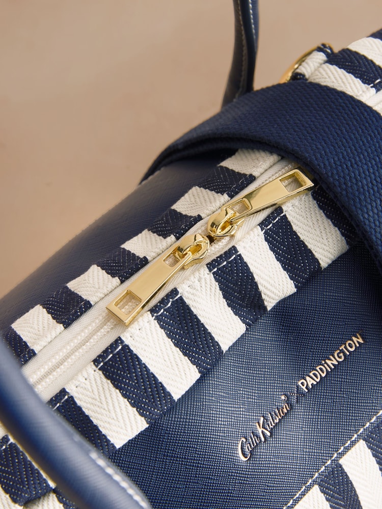 Cath Kidston Paddington Stripe Bowling Holdall - Bild 3 von 3 Cath Kidston Paddington Stripe Bowling Holdall - Bild 3 von 3
