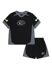 Nike Black Swoosh Love T-Shirt And Shorts Set - Image 1 of 5