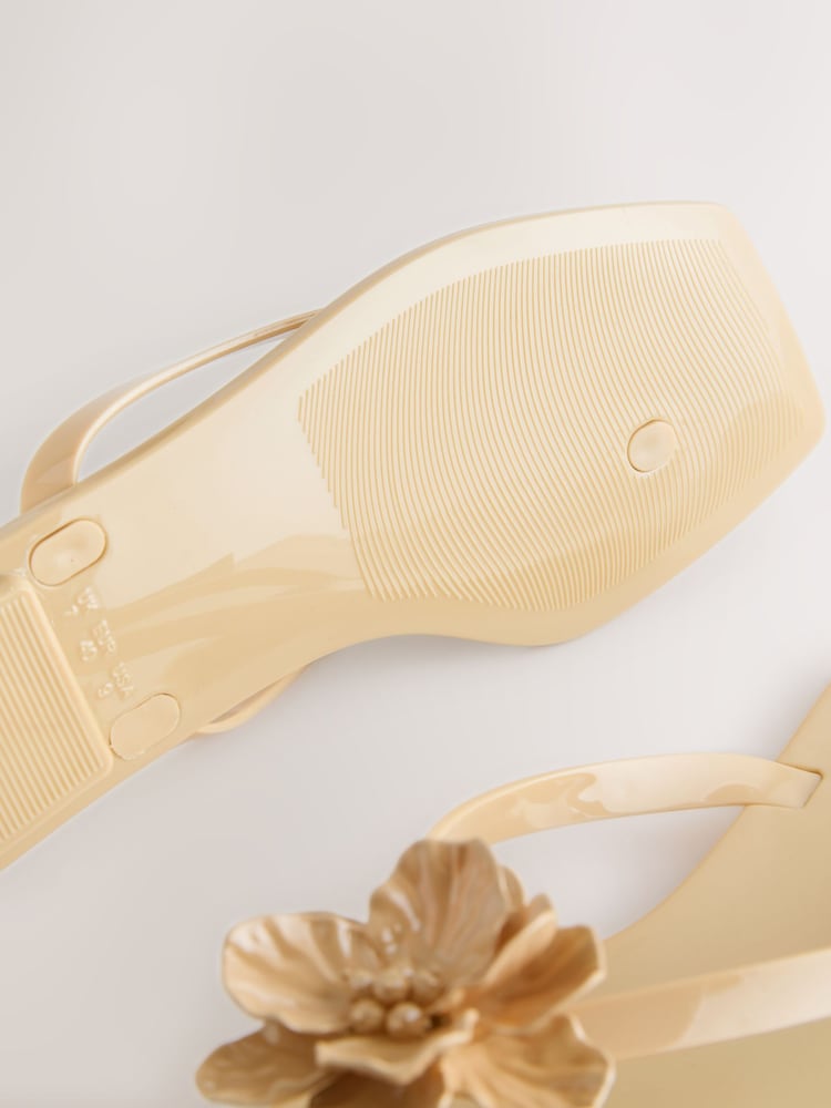 Neutral - Beach Flower Trim Square Toe Flip Flops - Imaginea 9 din 9 Neutral - Beach Flower Trim Square Toe Flip Flops - Imaginea 9 din 9