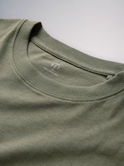 أحمر - حزمة من 3 تيشِرتات بأكمام فوق الكتف من The Set - صورة 9 من 10