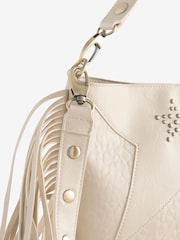 Rockett St George Star Studded Tassel PU Bucket Bag - Imagen 11 de 12