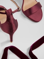LK Bennett Vivi Bow Sandals - صورة 3 من 3