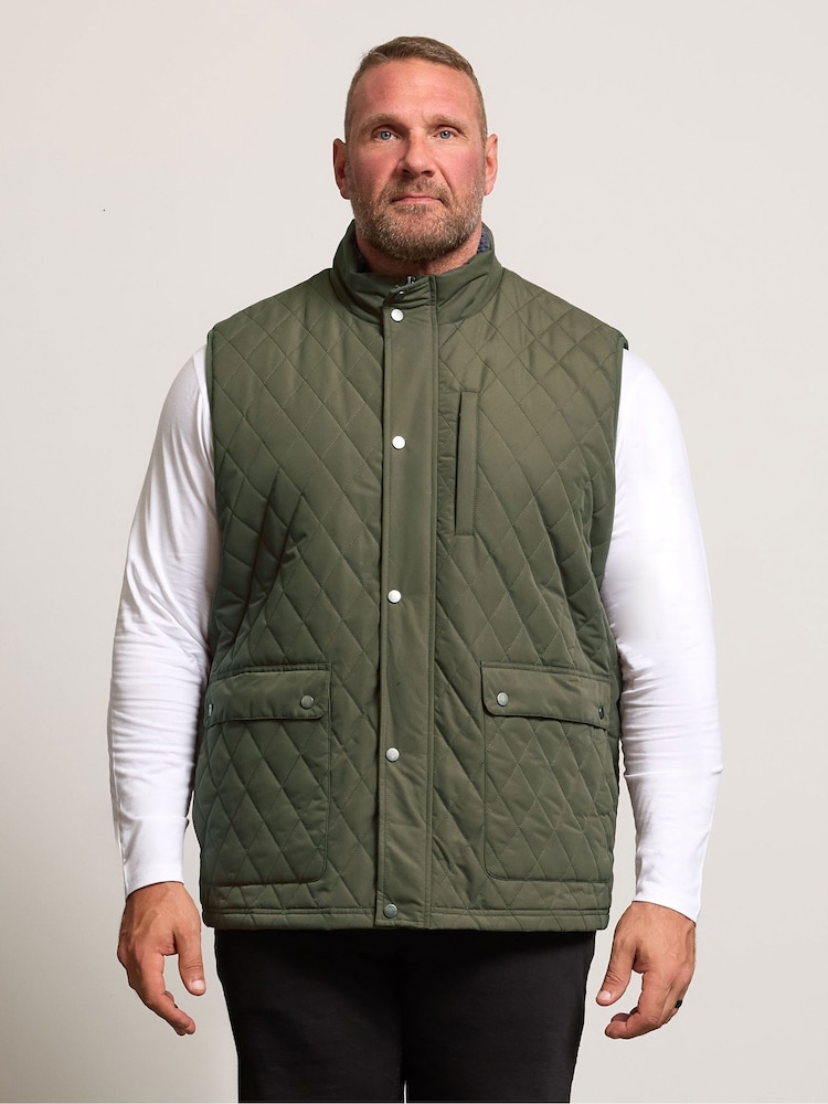 BadRhino Big & Tall Green Diamond Quilted Gilet - Image 1 of 7 BadRhino Big & Tall Green Diamond Quilted Gilet - Image 1 of 7