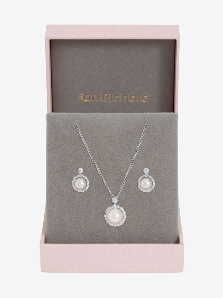 Jon Richard Silver/Gold Plated and Cubic Zirconia Pearl Halo Box Set Gift Box - Image 1 of 2 Jon Richard Silver/Gold Plated and Cubic Zirconia Pearl Halo Box Set Gift Box - Image 1 of 2