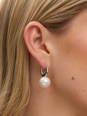 Jon Richard Gold Plated Polished and Crystal Stone Pearl Hoops - Image 2 of 2