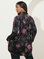 Yours Curve Black Velour Party Shirt - Image 3 of 5