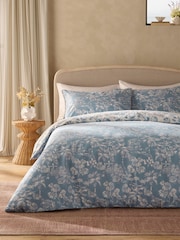 Textured Cotton Holiday Toile Reversible Duvet Cover and Pillowcase Set - Imagen 3 de 6