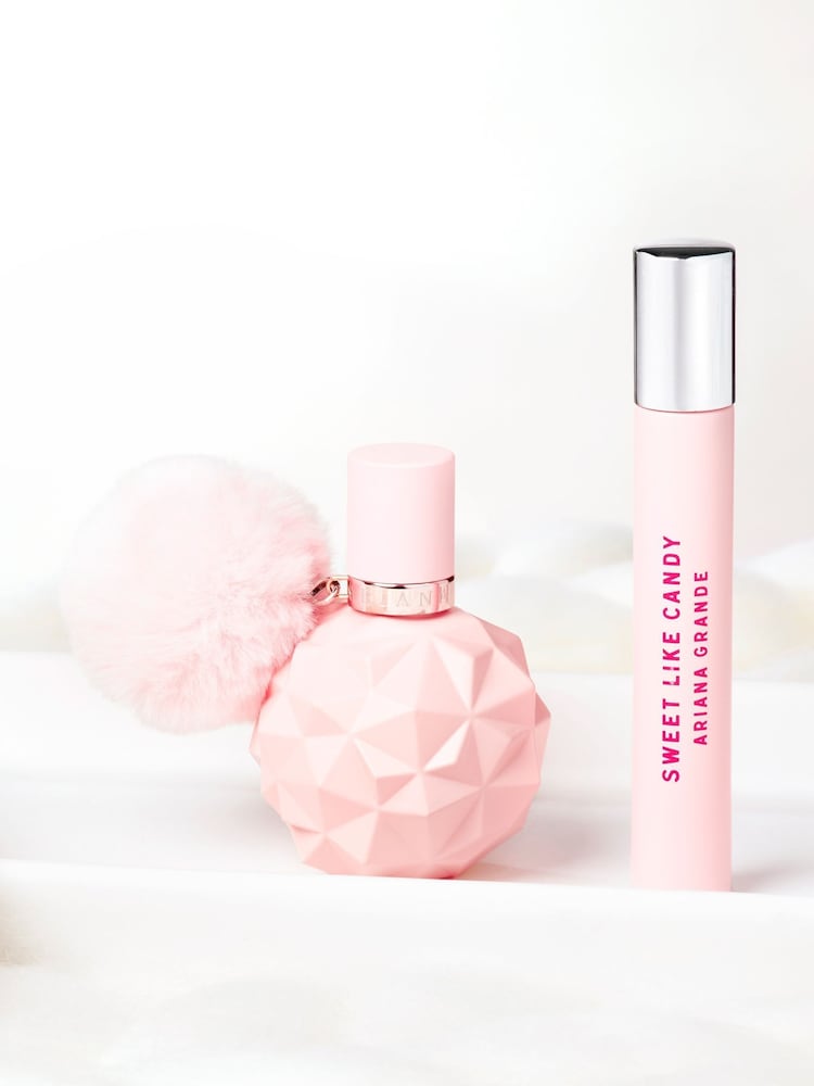 Ariana Grande Sweet like Candy Eau de Parfum 30ml Gift Set - Image 3 of 3 Ariana Grande Sweet like Candy Eau de Parfum 30ml Gift Set - Image 3 of 3