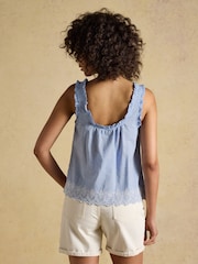 Chambray azul - Joules Millie Broderie Trim Vest - Imagen 6 de 12