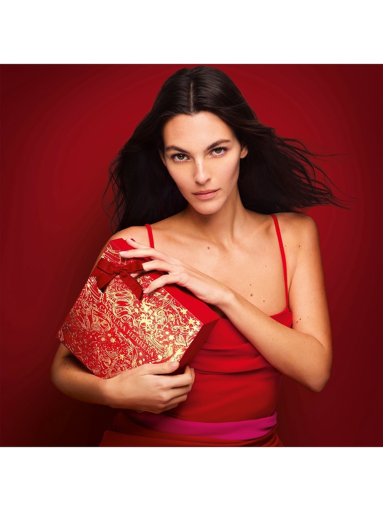 Carolina Herrera La Bomba Eau de Parfum 50ml Body Lotion 100ml & Eau de Parfum 10ml Gift Set - Image 4 of 4