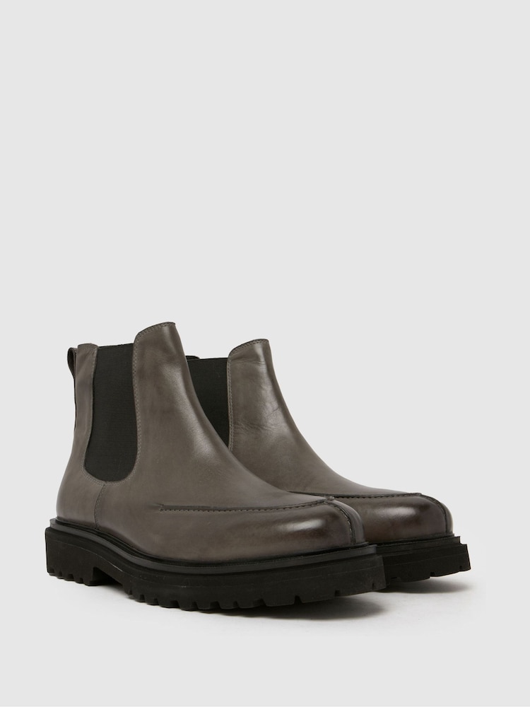 Cinza - Schuh Dustin Chelsea Brown Boots - Imagem 2 de 4 Cinza - Schuh Dustin Chelsea Brown Boots - Imagem 2 de 4