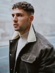 Crew Clothing Corduroy Faux Shearling Lined Jacket - Imagen 8 de 13