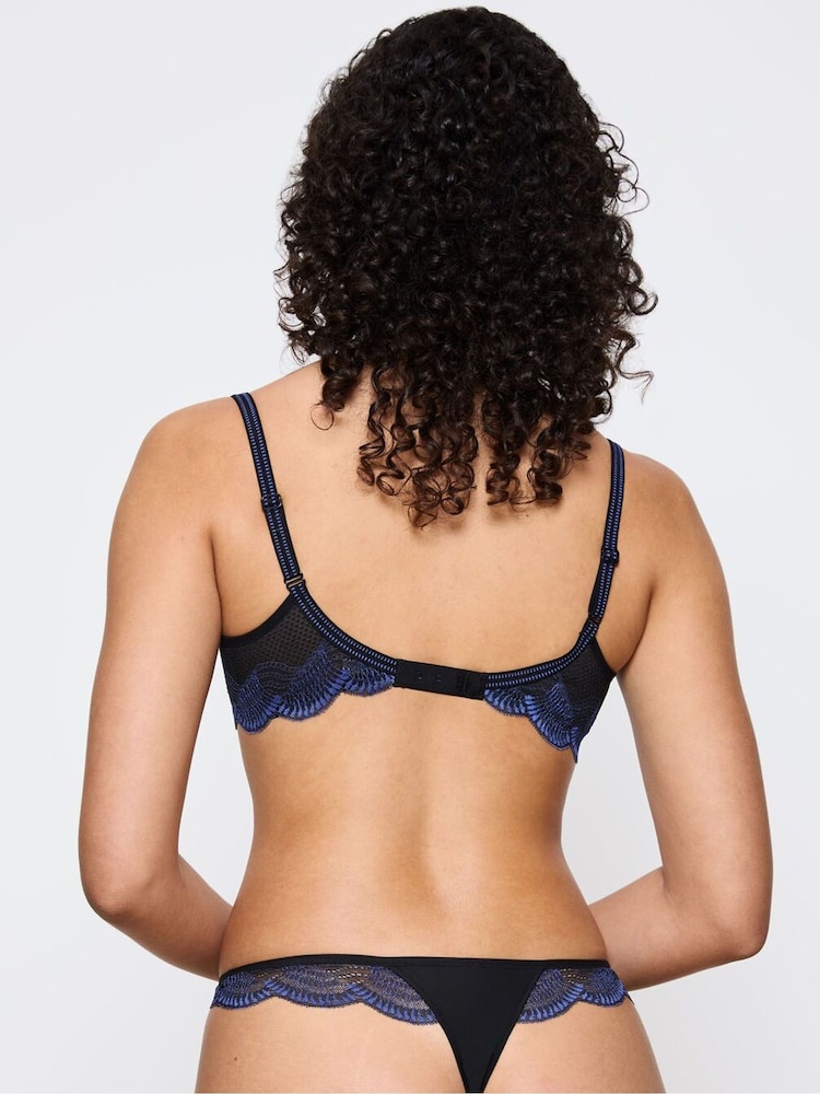 Triumph Comfort Glam - Wired Half Cup Bra - Image 2 of 5 Triumph Comfort Glam - Wired Half Cup Bra - Image 2 of 5