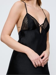 Triumph A Weekend to Remember - Black Chemise - Image 4 of 5