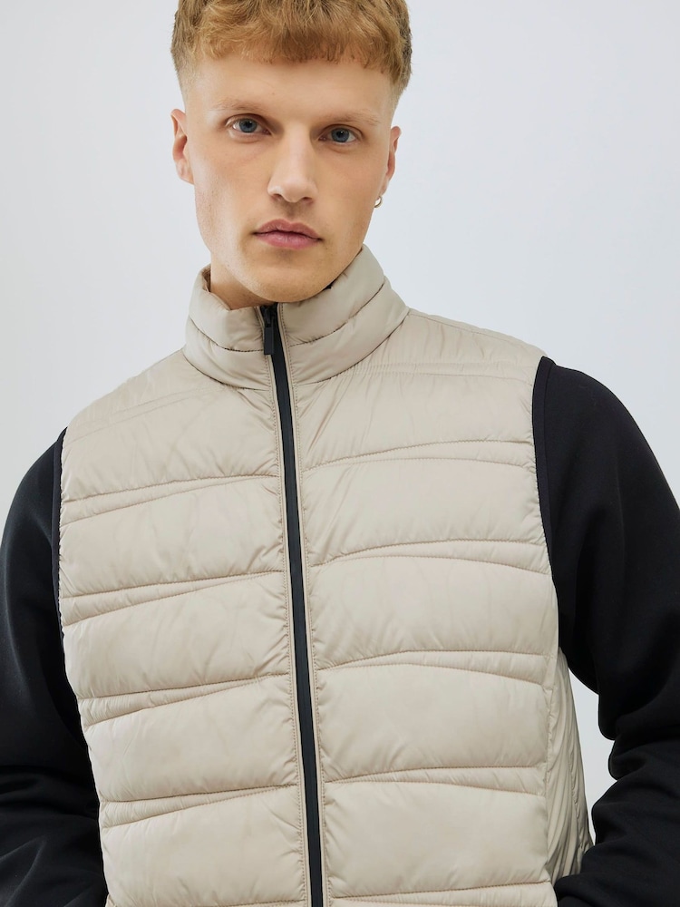 River Island Natural Puffer Gilet - Image 4 of 4