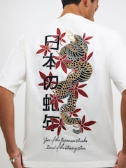 River Island White Oversized Japanese Snake T-Shirt - Image 4 of 4